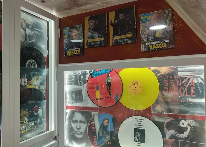 A For A Few Or A Few Days Love hotel Catania